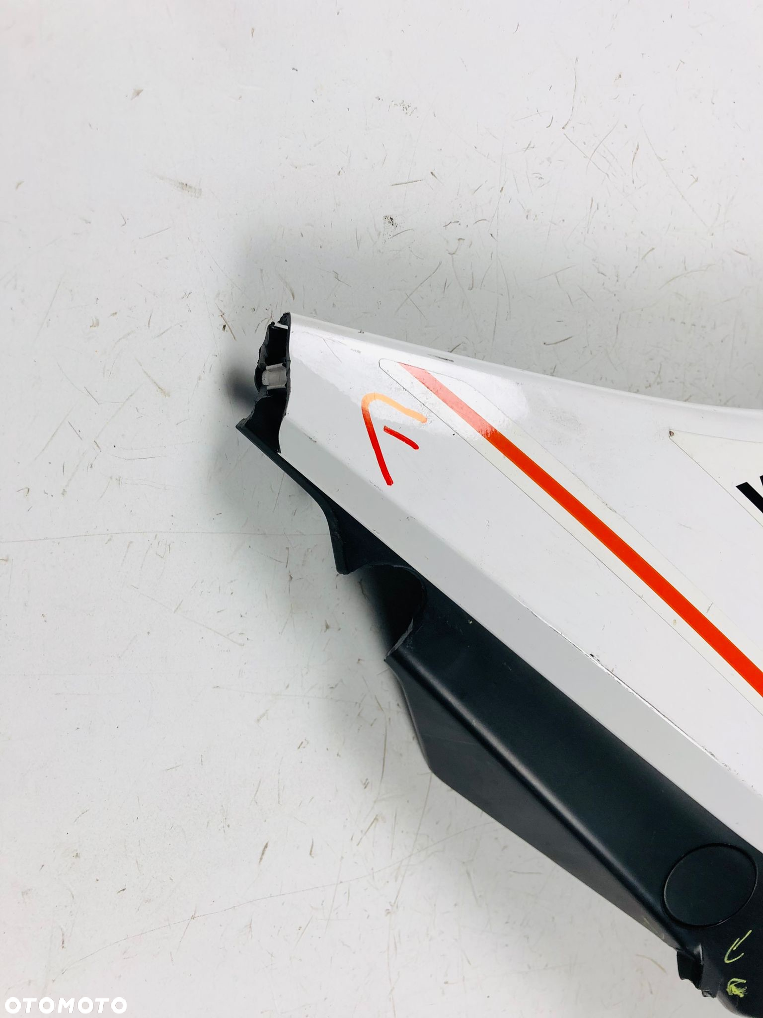 KTM RC 125 14-19 owiewka prawa boczek bok - 4