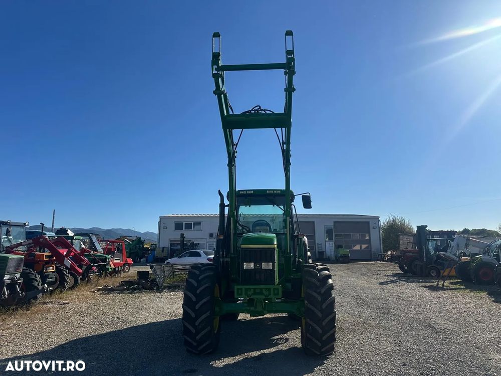 John Deere 6900 - 6