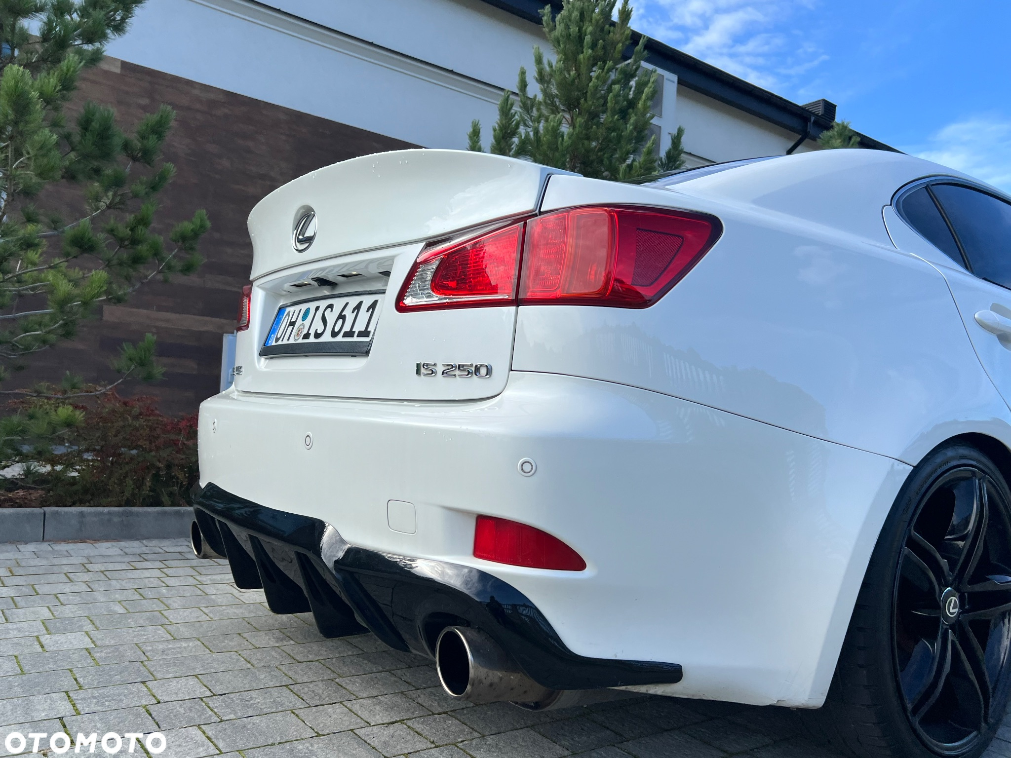 Lexus IS - 14