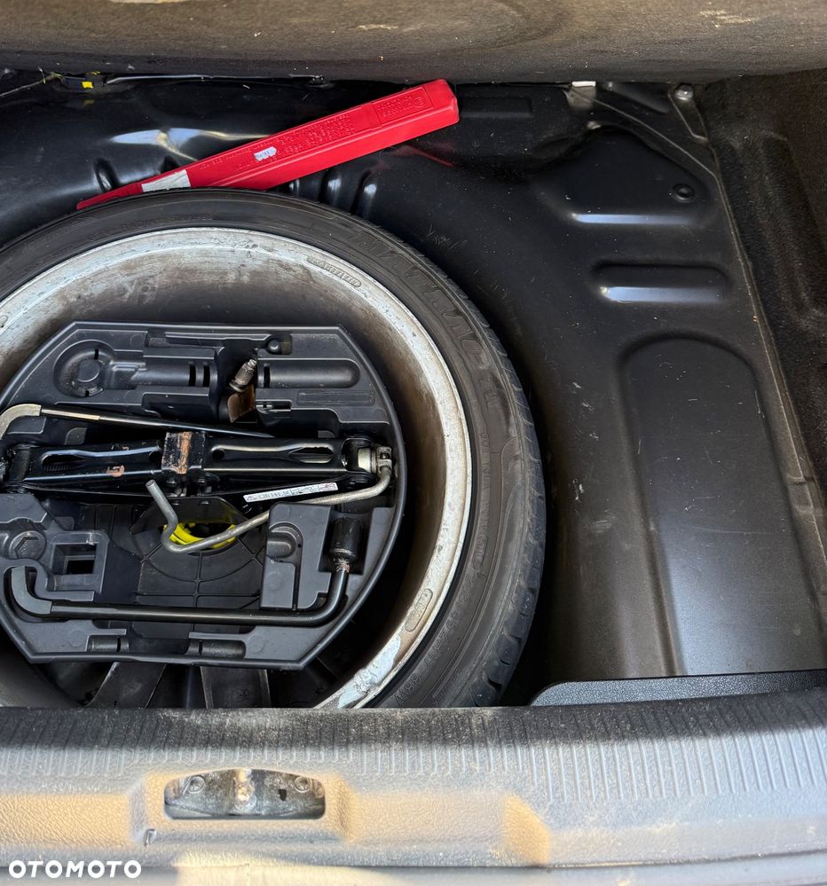 Peugeot 207 1.6 Turbo Sport - 13