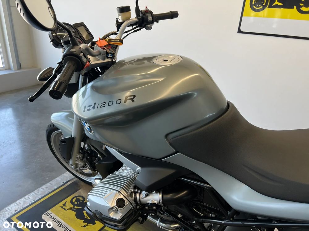 BMW R - 12
