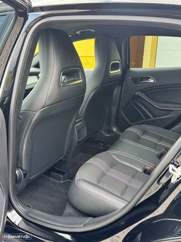 Mercedes-Benz GLA 180 (CDI) d Urban - 11