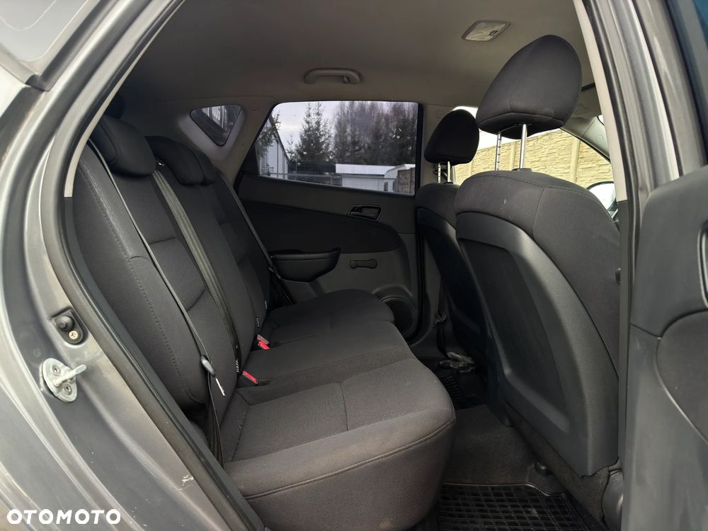 Hyundai i30 1.4 Base - 19