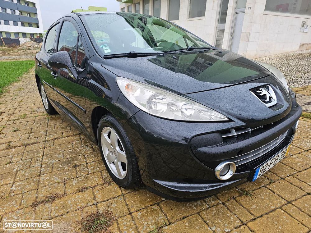 Peugeot 207 1.4 16V Trendy - 4
