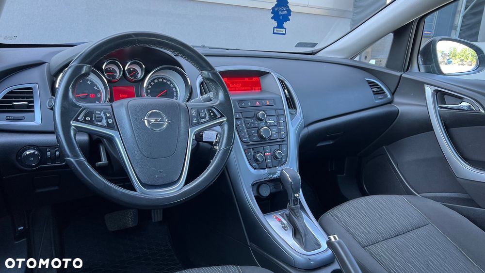 Opel Astra 1.6 Cosmo - 9
