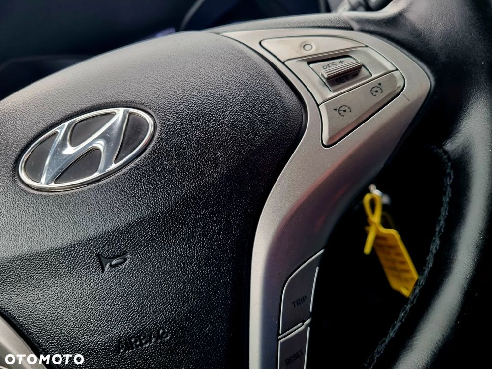 Hyundai ix20 1.4 Comfort - 16