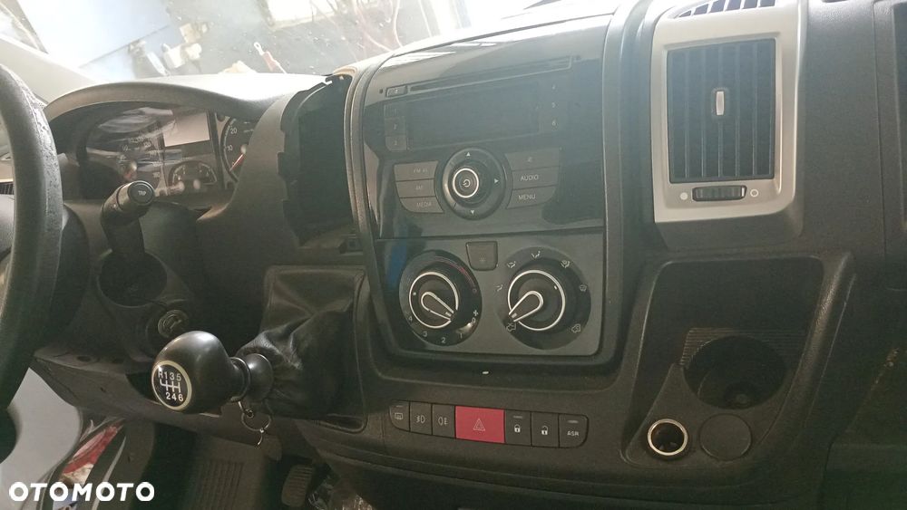 F.VAT Fiat Ducato III DESKA ROZDZIELCZA CZARNA WYKŁADZINA KABINY STOPIEŃ WNĘTRZE KABINY WNĘKA PLASTIKI CZARNE EURO5  Peugeot Boxer III  Citroen Jumper - 3