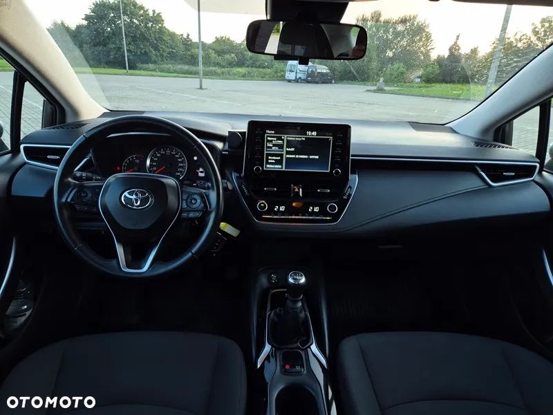 Toyota Corolla 1.6 Comfort - 11