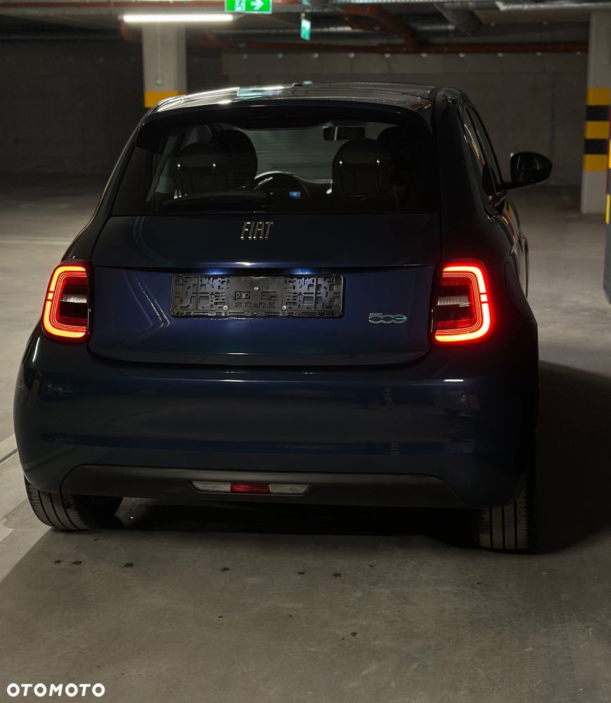 Fiat 500e Action - 37