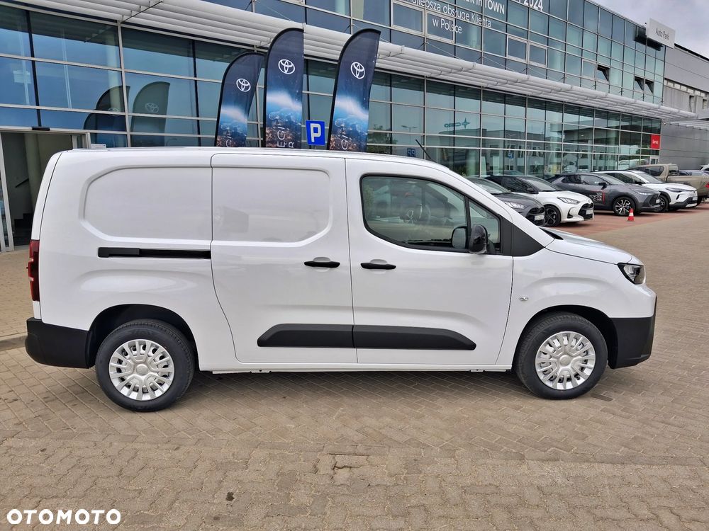 Toyota PROACE CITY LONG - 4