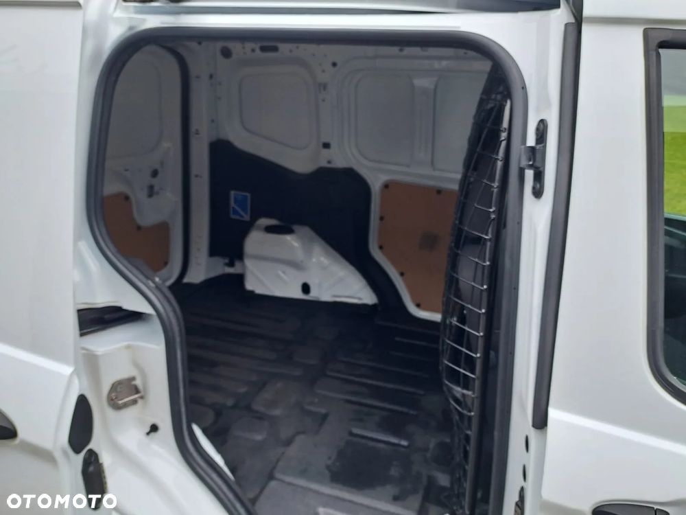 Ford Transit Courier - 7