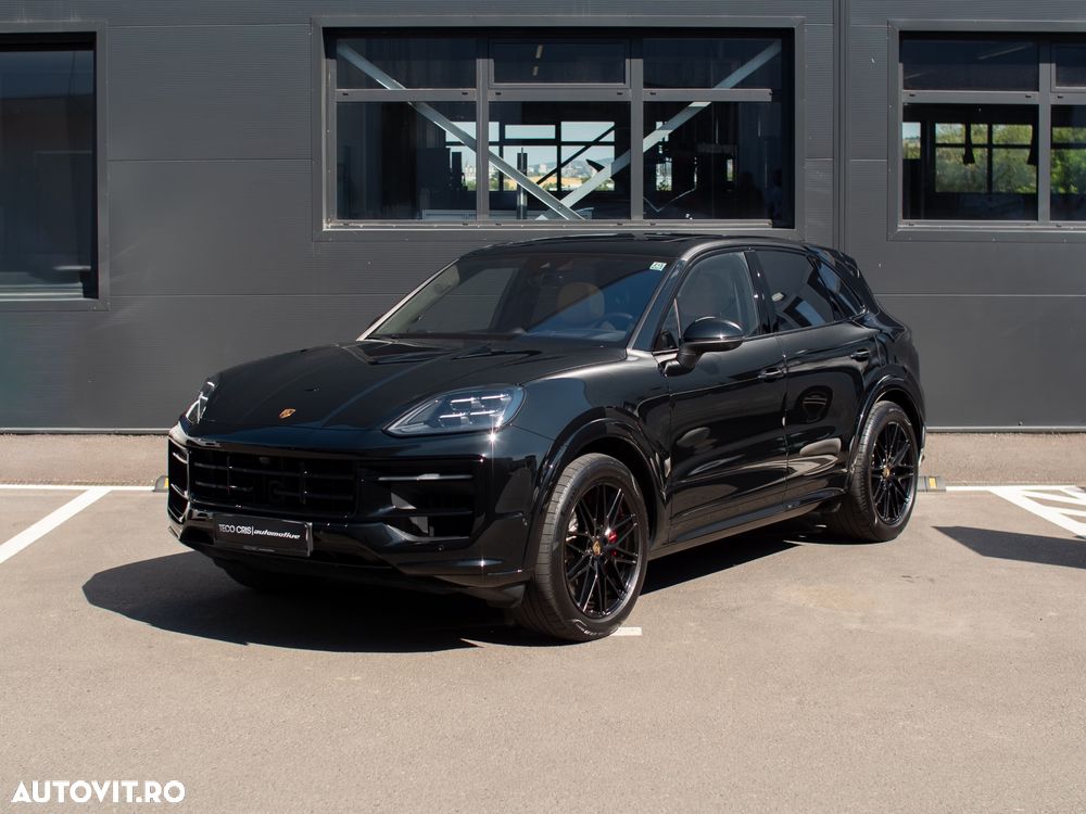 Porsche Cayenne - 2