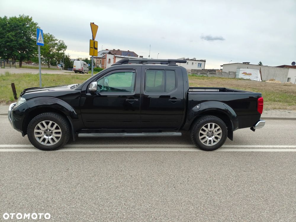 Nissan Navara 3.0 D V6 - 10