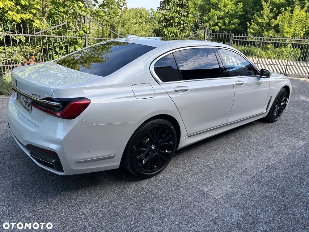 BMW Seria 7 740Li - 9