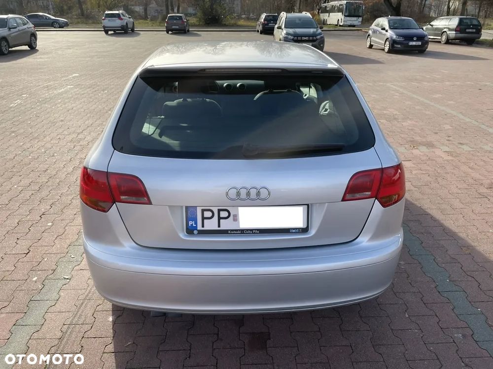 Audi A3 Sportback 1.9 TDI Ambiente - 7