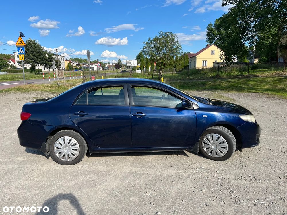 Toyota Corolla 1.6 Luna - 6