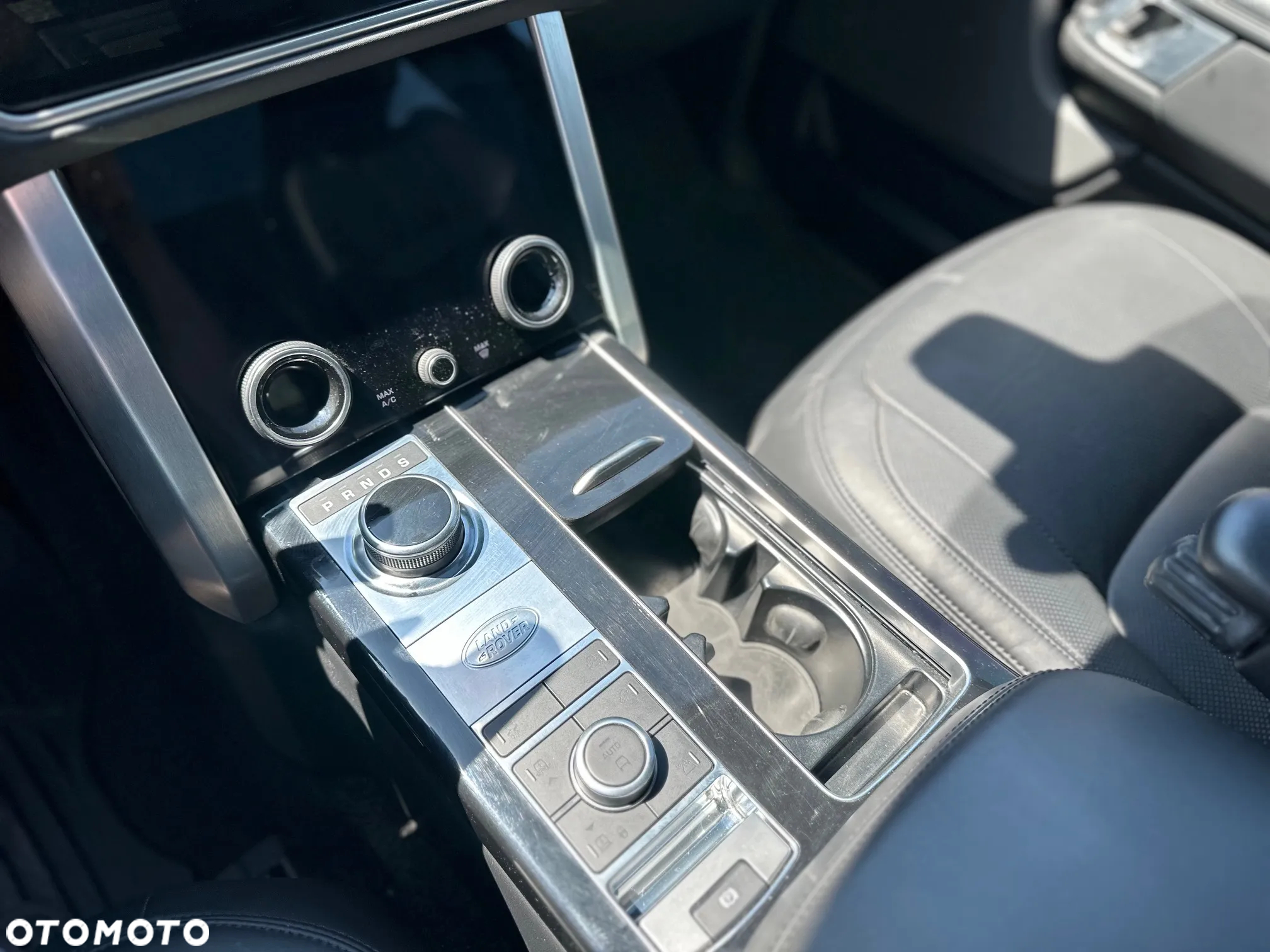 Land Rover Range Rover - 18