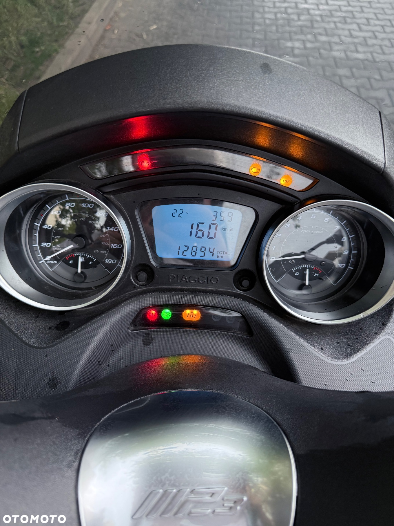 Piaggio MP-3 - 9