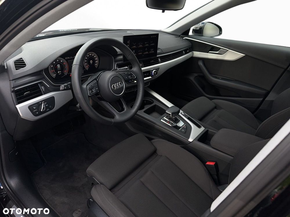 Audi A4 Avant 40 TFSI mHEV S tronic - 28
