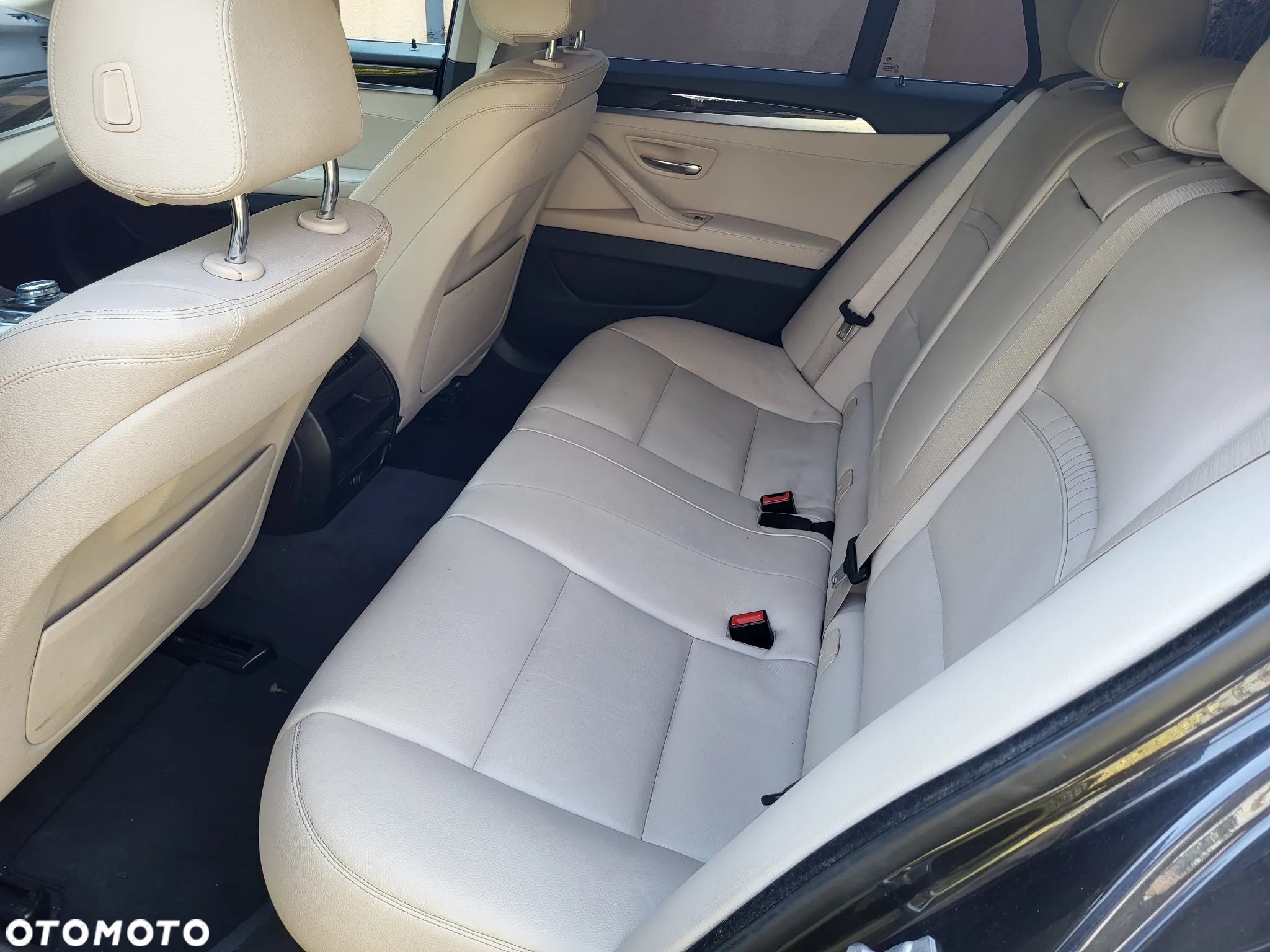 BMW Seria 5 518d Touring Luxury Line - 16