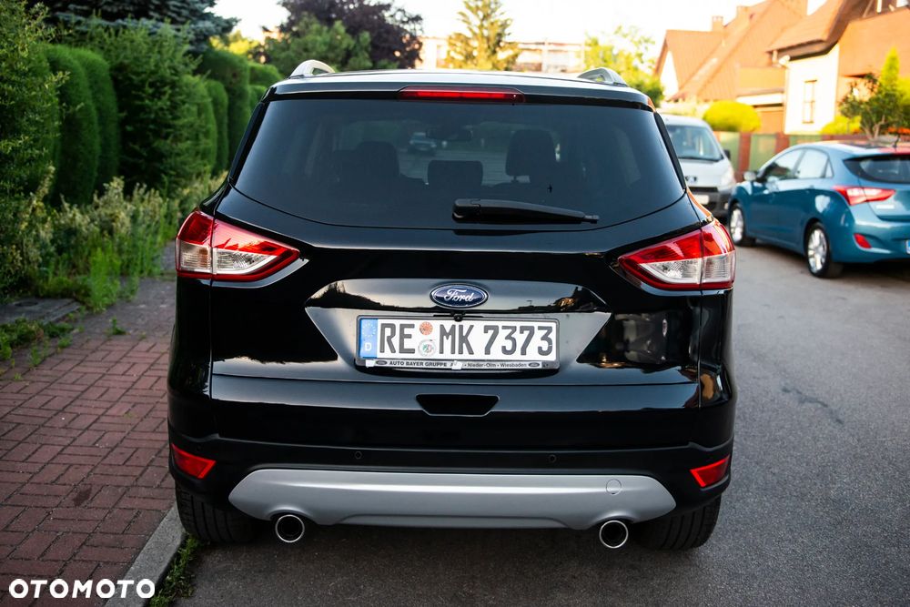 Ford Kuga 2.0 TDCi 4x4 Titanium - 6