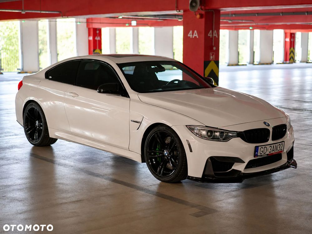 BMW M4 DKG - 13