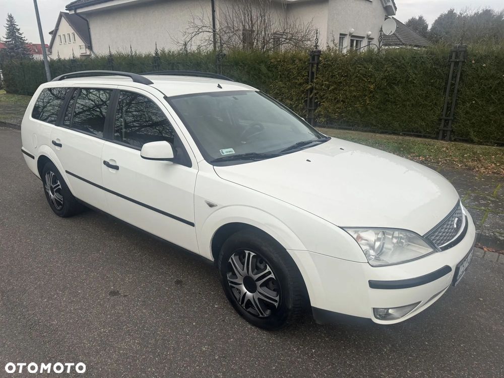 Ford Mondeo 2.0 Ambiente - 2