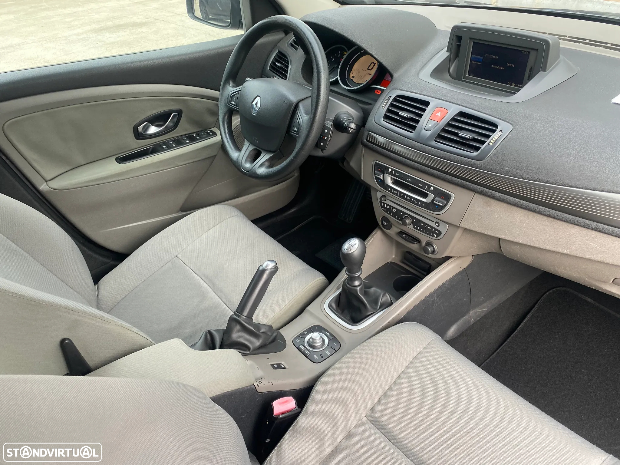 Renault Mégane Sport Tourer 1.5 dCi Dynamique - 11