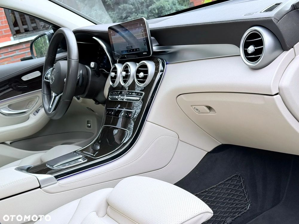Mercedes-Benz GLC 200 4-Matic - 20