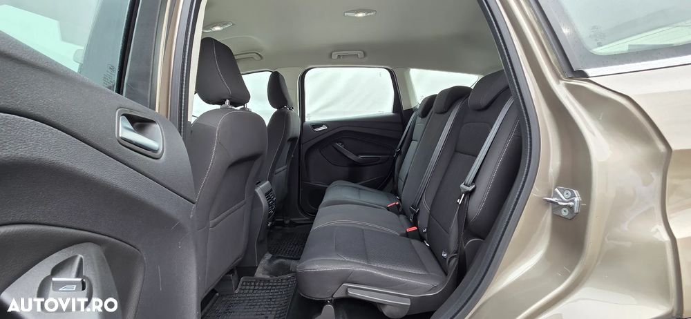 Ford Kuga 1.5 EcoBoost 4WD Aut. Trend - 18