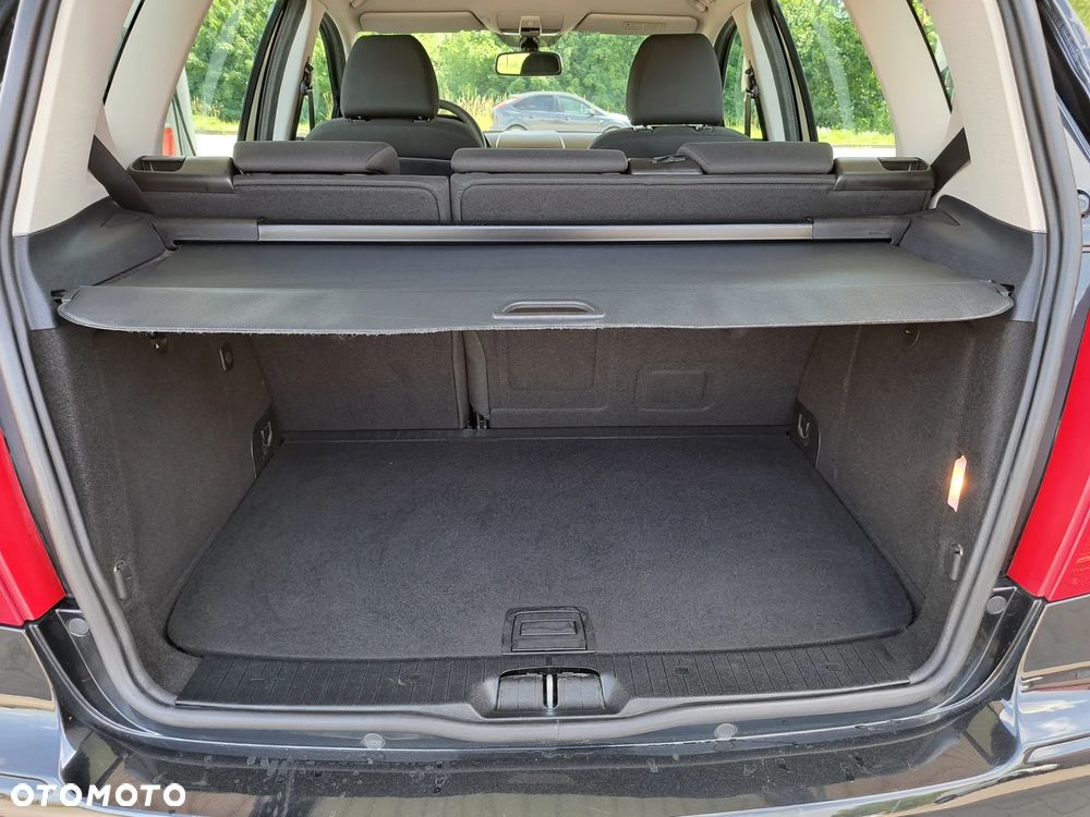 Mercedes-Benz Klasa A 160 BlueEFFICIENCY - 35