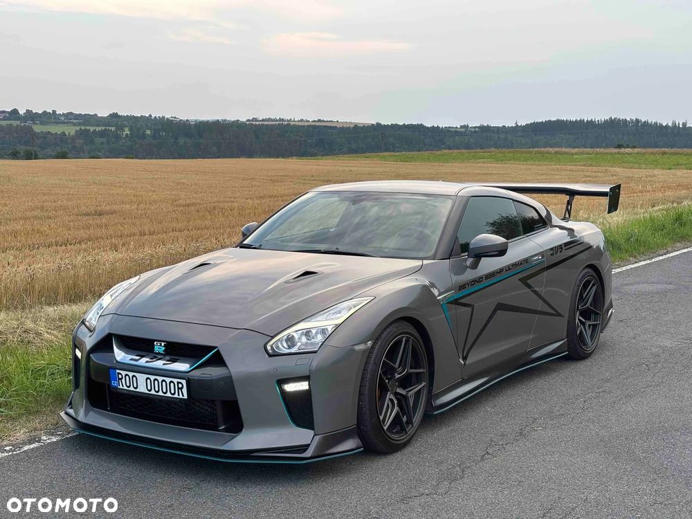 Nissan GT-R Prestige - 9
