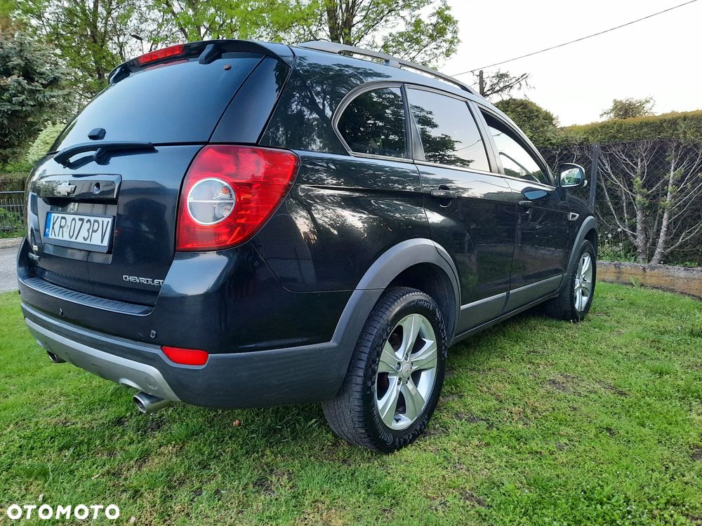 Chevrolet Captiva 2.2 D LTZ - 5