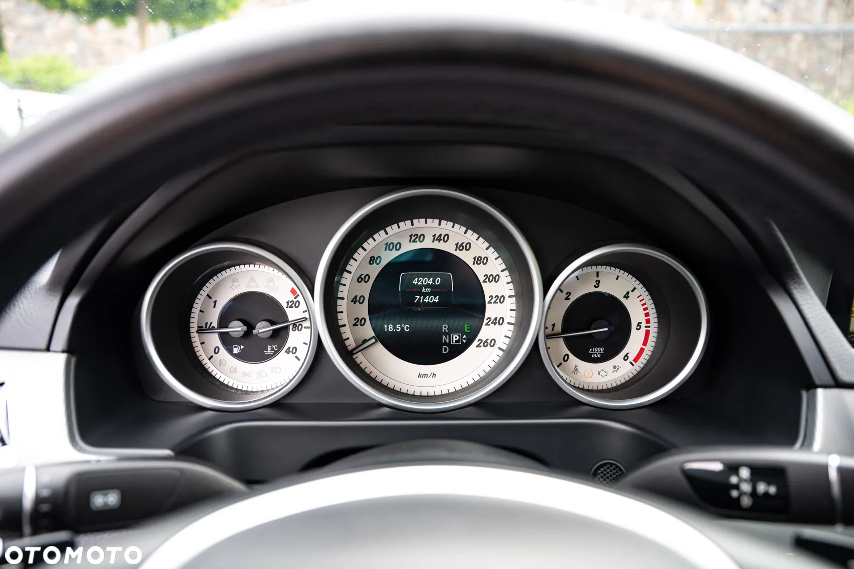 Mercedes-Benz Klasa E 220 BlueTEC 4-Matic Avantgarde - 17
