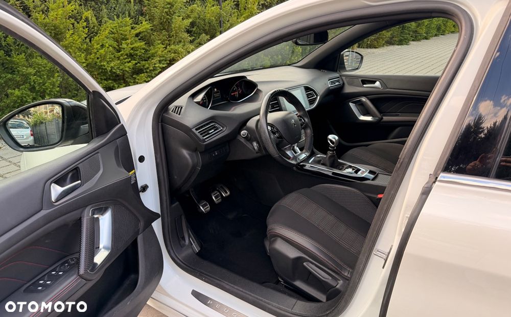 Peugeot 308 1.2 PureTech GPF GT S&S - 9