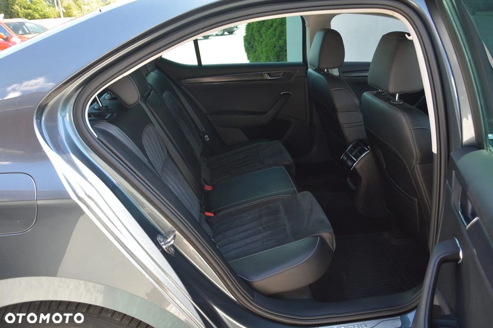 Skoda Superb 2.0 TSI DSG Style - 18