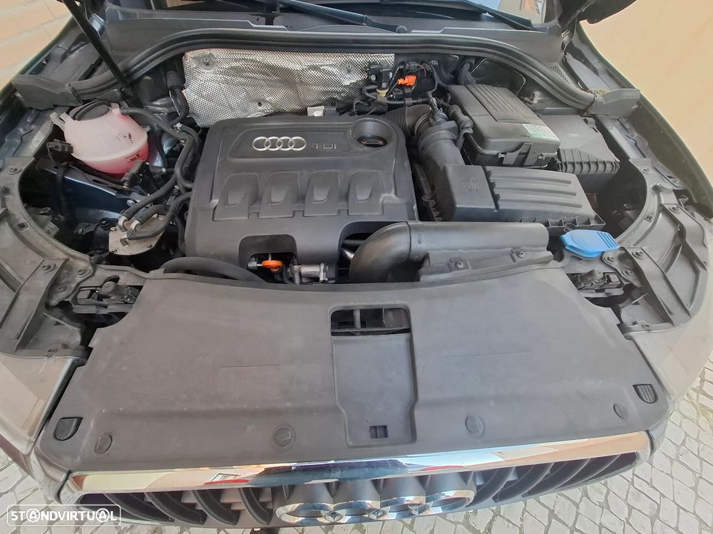 Audi Q3 2.0 TDI Attraction - 14