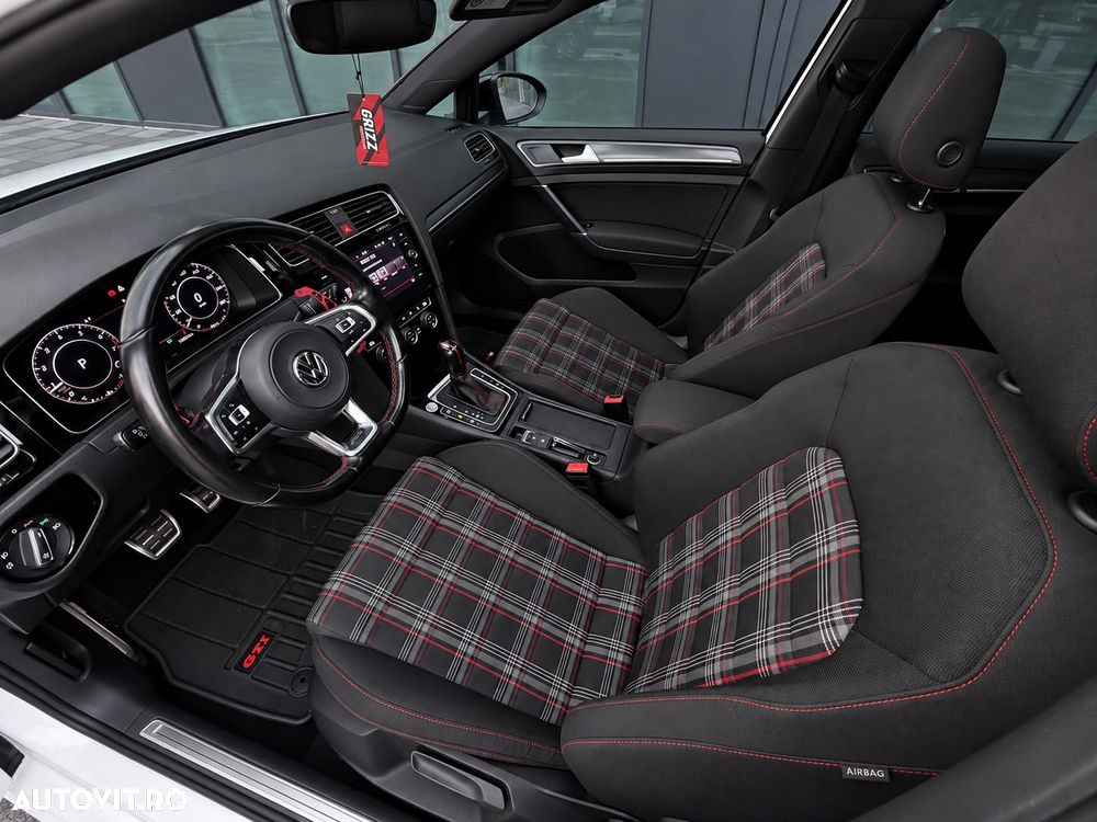 Volkswagen Golf GTI 2.0 TSI OPF DSG Performance - 7