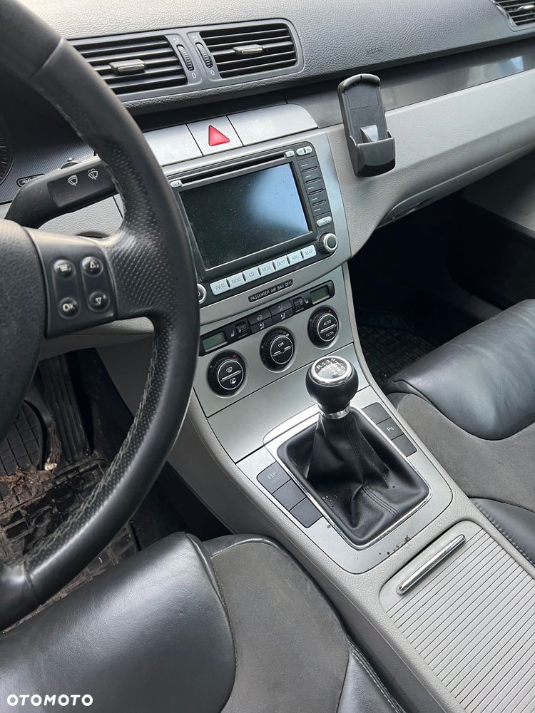 Volkswagen Passat - 5