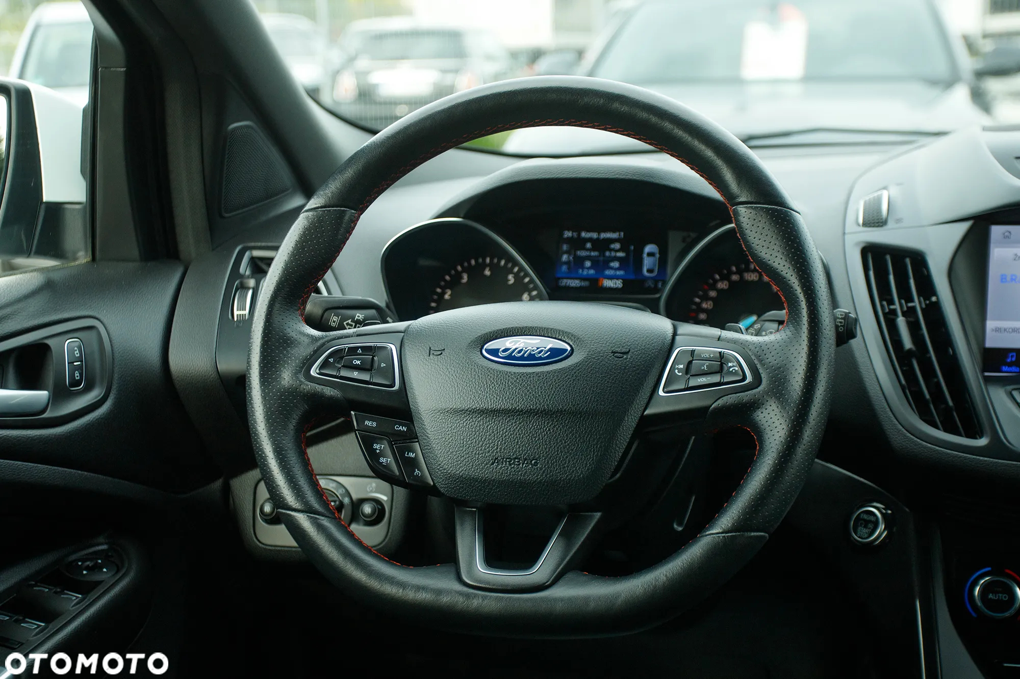 Ford Kuga 1.5 EcoBoost 4x4 ST-Line - 23