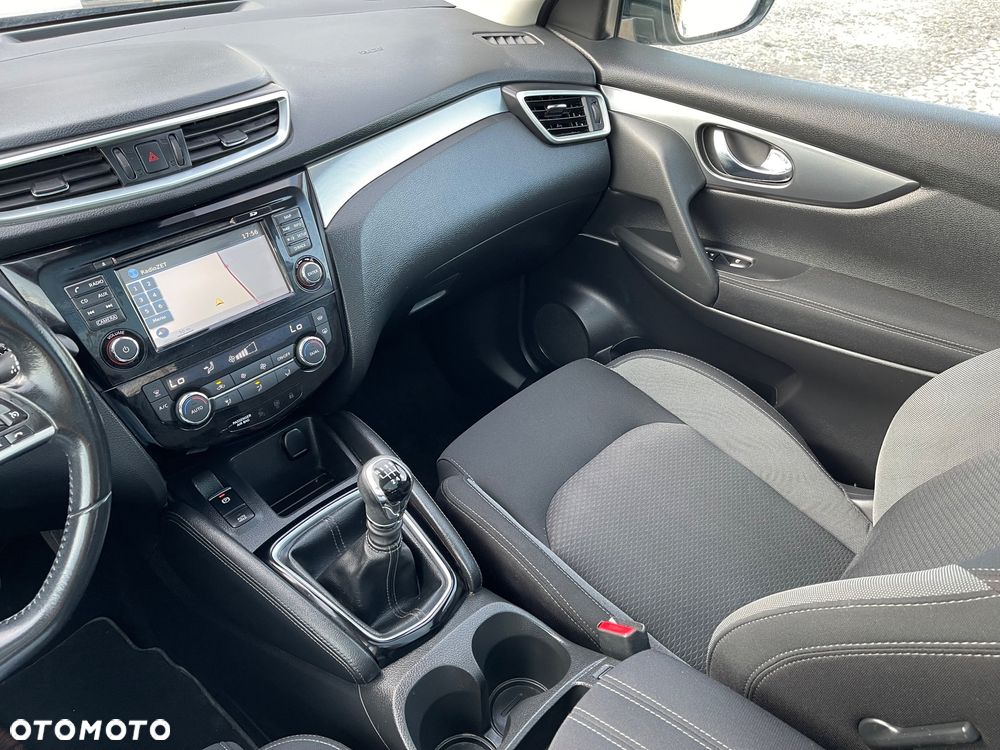 Nissan Qashqai - 11