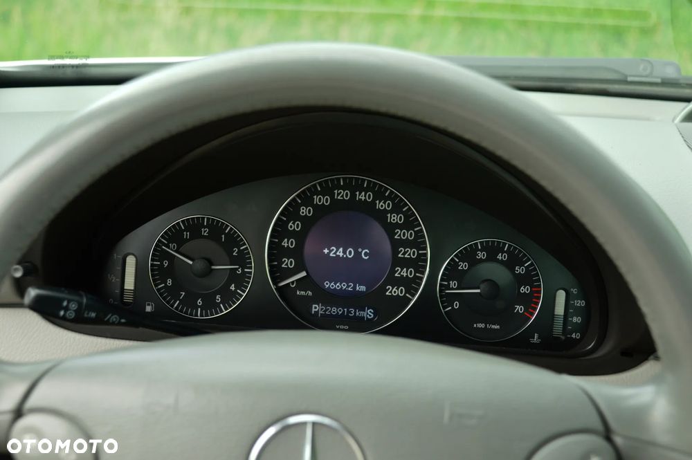 Mercedes-Benz CLK 320 Elegance - 23