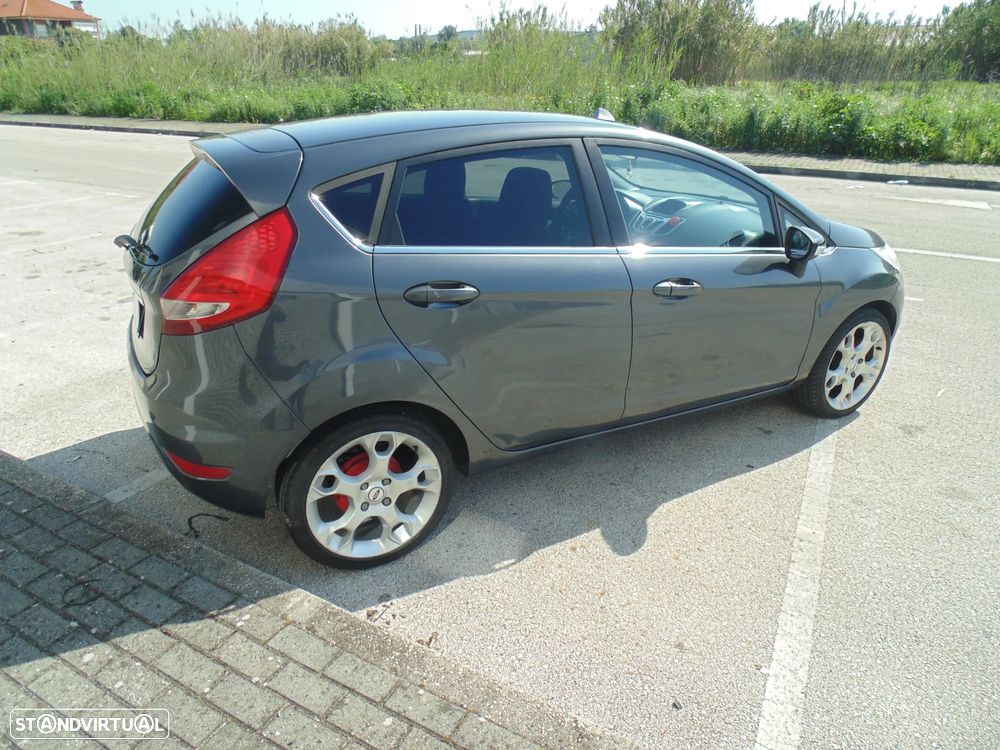 Ford Fiesta 1.25 Titanium - 8