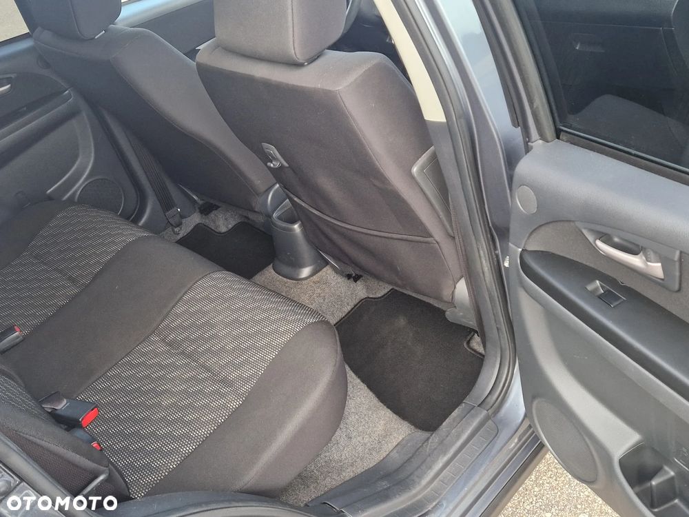 Suzuki SX4 - 19