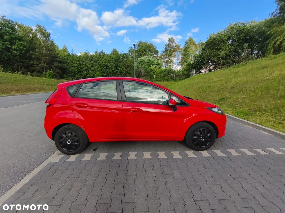 Ford Fiesta 1.25 Ambiente - 23