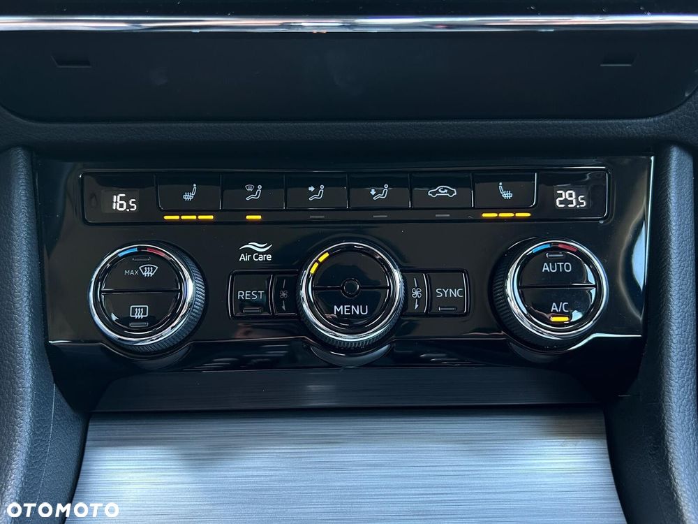 Skoda Superb 2.0 TSI Ambition DSG - 29