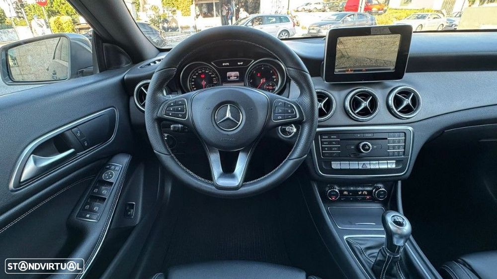 Mercedes-Benz CLA 180 - 17