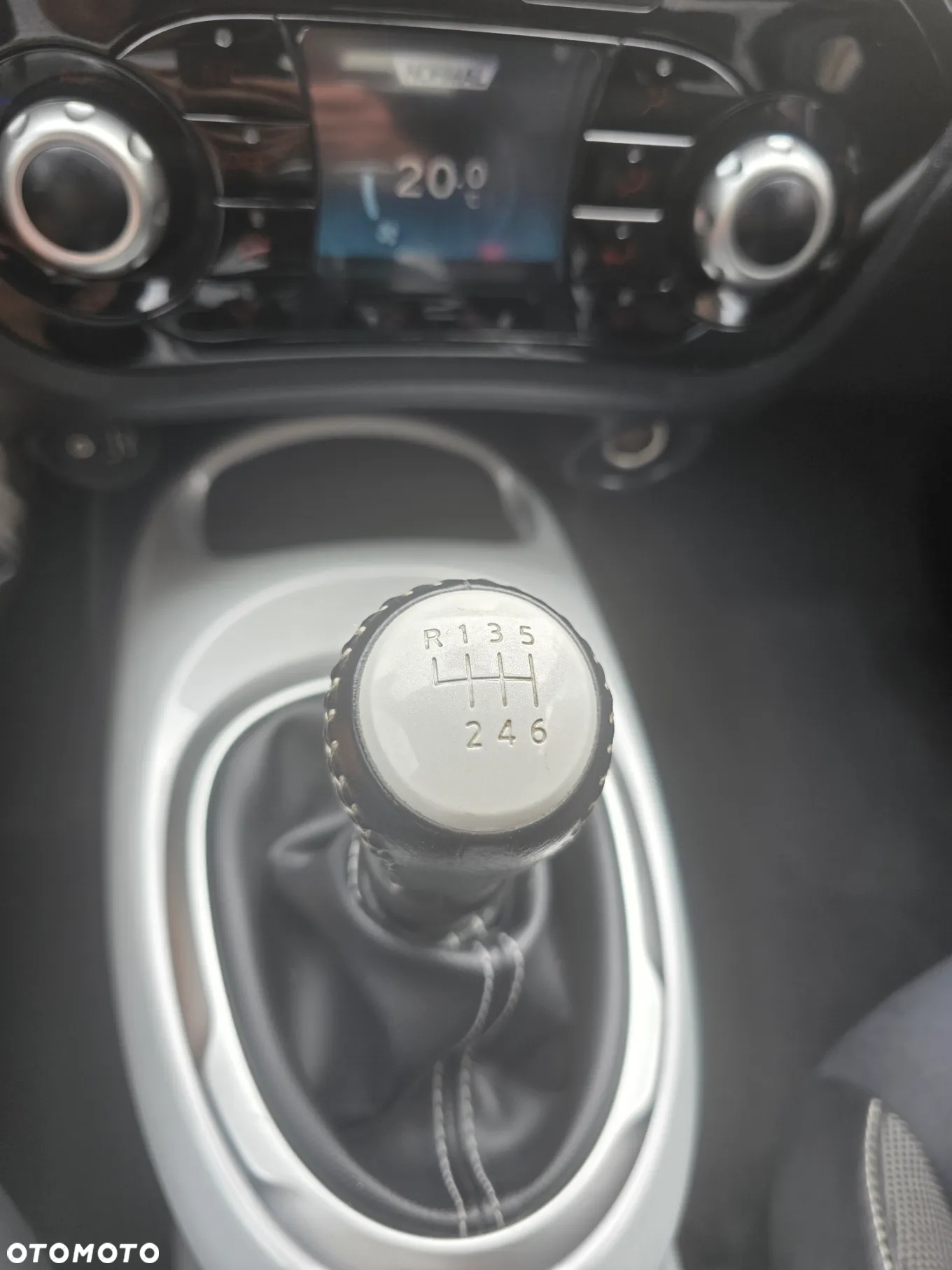 Nissan Juke 1.2 DIG-T Tekna - 14