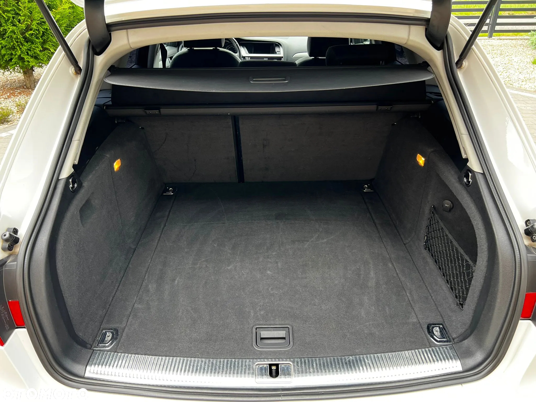 Audi A4 Avant 2.0 TDI DPF Ambiente - 9
