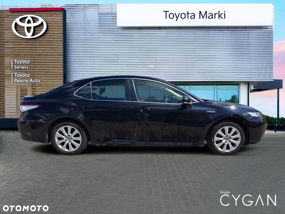 Toyota Camry 2.5 Hybrid Comfort CVT - 6